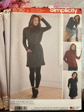 BN UNCUT SIMPLICITY 8790 A SEWING PATTERNS